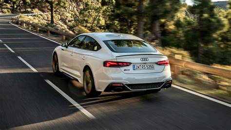 2025 Audi RS5 Photos: Interior, Exterior, and Videos