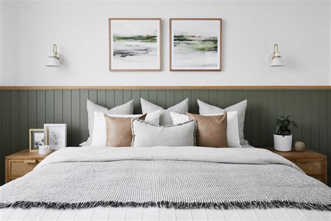 Green Feature Wall Bedroom Ideas