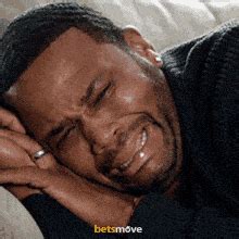 Crying Gif - GIFcen