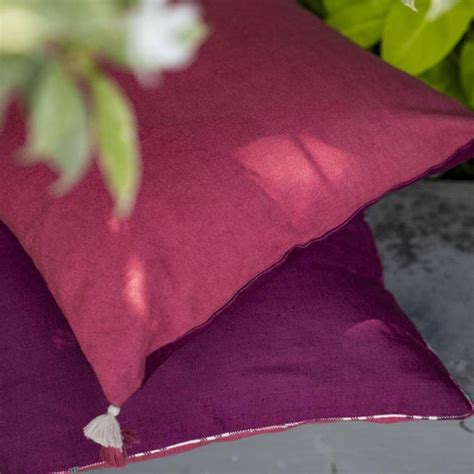 Shop Our Bold Magenta Eternal Tassel Cushion Cover | Arcedior
