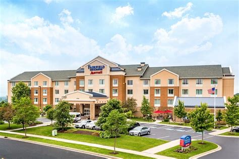 FAIRFIELD BY MARRIOTT INN & SUITES MADISON EAST - Hotel Reviews, Photos ...