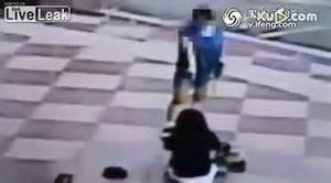 Mom publicly beats daughter after catching her skip class
