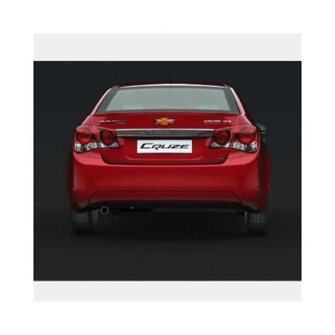 Chevrolet Cruze Price, Review, Pictures, Specifications & Mileage in India