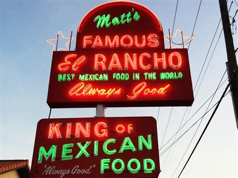 Matt’s El Rancho - Austin, TX | Review & What to Eat