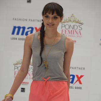 Max Femina Miss Fashion Icon Sub Contest