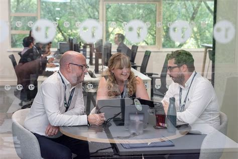 Image result for Microsoft Loop vs OneNote for Project Collaboration