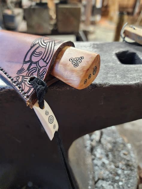 Hengist | fays forge