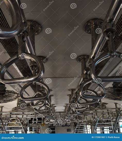 Local Train Inside 的图像结果