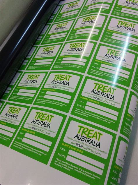 Local Treat Sticker 的图像结果