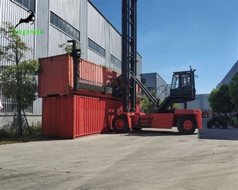 8 Ton Empty Container Handler 5 in Beijing, China