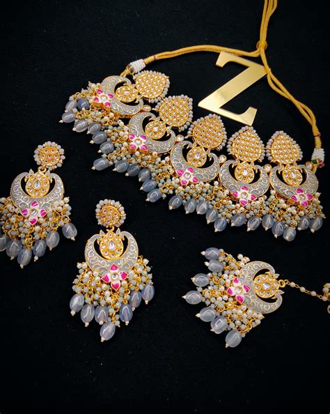 ZEVAR I Meenakari Choker Necklace With Earrings And Maangtika – Zevar