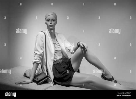 Plastic Model Showcase 的图像结果