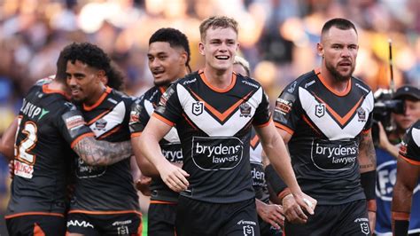 Brooks warns fans to go easy on new Tigers star Galvin - ESPN