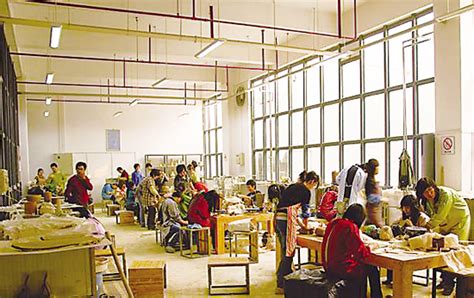 中国文艺网_设计教育的使命——访山东工艺美术学院院长潘鲁生