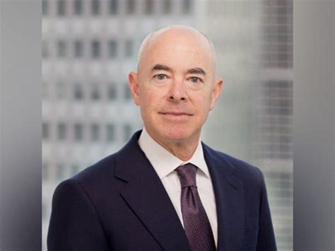 US: Biden admin proposes changes in H-1B visa system, to reduce cases ...