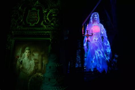 BREAKING: New Bride Scene Revealed for Disneyland’s Haunted Mansion ...