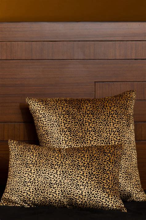 Animal Print Velvet Cushions | Dier | incas.in