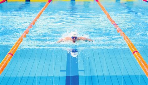三亚新闻网_ 省第六届运动会游泳比赛 三亚游泳队勇夺13金