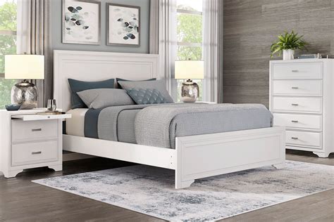 Belcourt 5 Pc White Colors,White Queen Bedroom Set With Nightstand ...