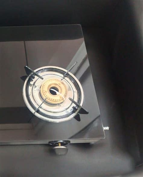 Sherona SHR-004 GT CURVE 3 burner gas stove (Glass Top)