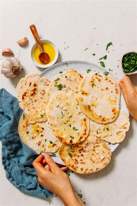 Fluffy Gluten-Free Naan (Yeast-Free, Easy!) | Minimalist Baker Recipes