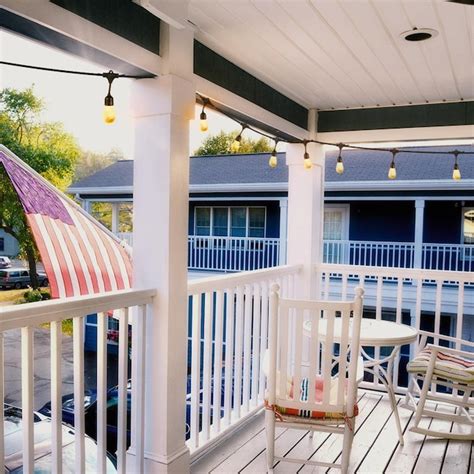 Brightech 27-ft Solar Classic Black Outdoor String Light with 12 White ...