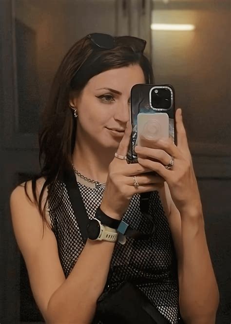 ASMR Claudy : r/ASMRgirls