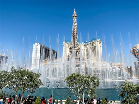 Best things to do in Las Vegas — Road Jess Travels - where to go in las vegas
