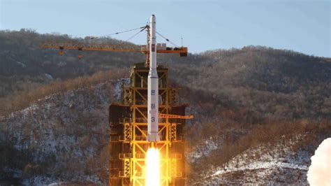 朝鲜宣布对侦察卫星开发进行重大试验 模拟宇宙环境_凤凰网