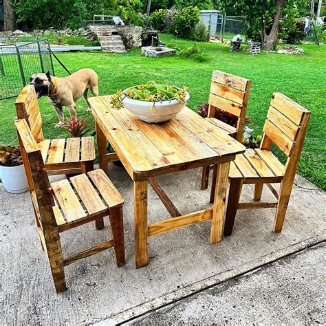 Unique Pallet Furniture Ideas for Your Home and Garden | Family Handyman