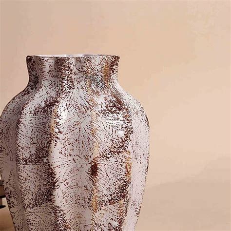 Decorative Vases - Buy Latest Stylish Flower Vases Online | Kairaus