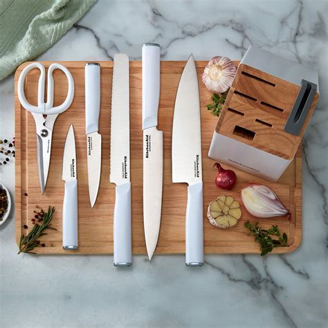 KitchenAid, Classic 7-Piece Knife Block Set | Zola