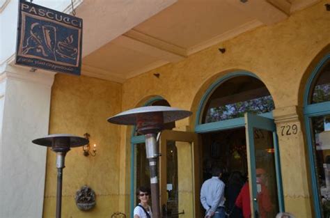 Pizza and pasta place on State - Reviews, Photos - Pascucci Restaurant ...