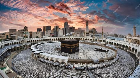 Premium Photo | A panoramic view of Mecca the holiest city in Islam ...