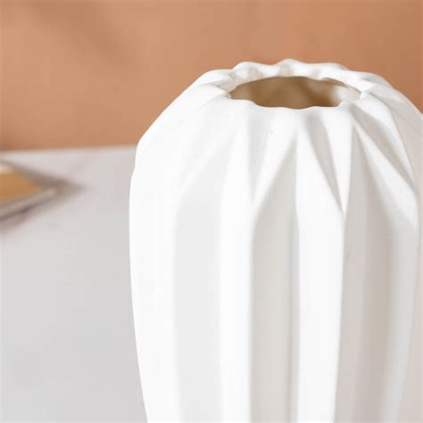 Geometric Textured Ceramic Vase White Small Online - Premium Vase ...