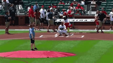 Top Baseball Bloopers 的图像结果