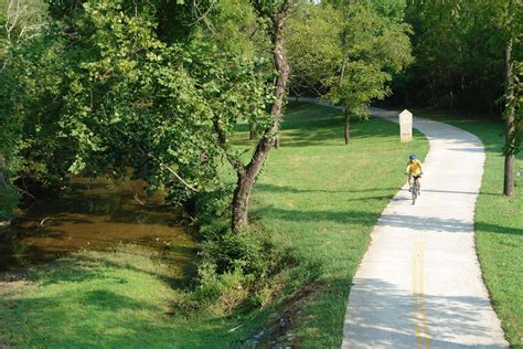 The Longest Paved Bike Trail In The U.S. (100 Miles) - MetaEfficient ...