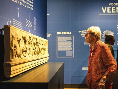 Who writes history? | Meer