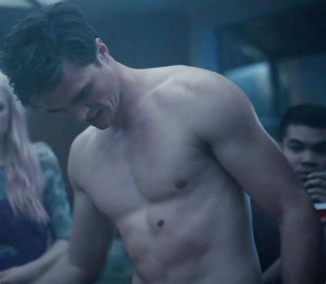 jacob elordi as nate jacobs in 'euphoria' | Jacobs, Fine men, Noah flynn