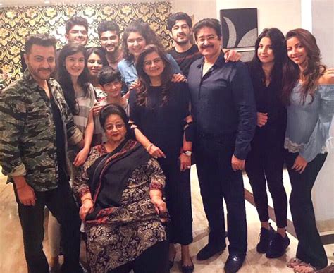 Arjun Kapoor affairs, Today Updates, Family Details, Biodata, Newlook, wiki