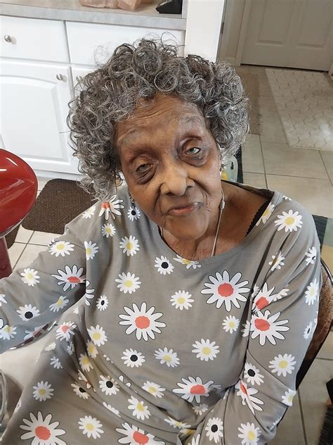 Mrs. Yvonne Joyce Buford Obituary (2024) - Flint, MI - Lawrence E. Moon ...