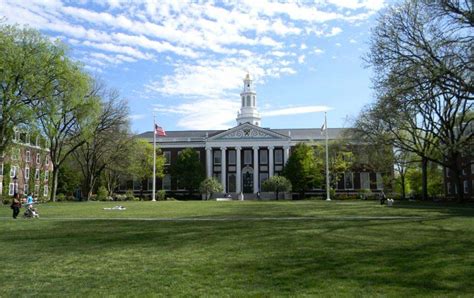 Emba Harvard 的图像结果