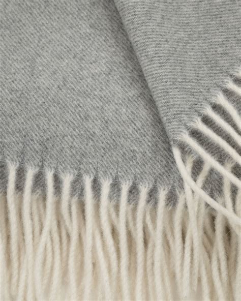 Merano Wool Cashmere Throw Blanket - Grey | MaisonCashmere