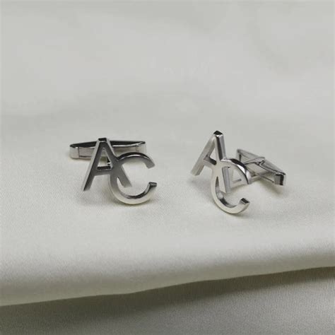 Custom Jewelry, Name Labels & Gifts | KraftedKey