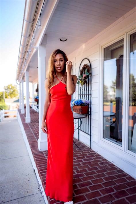 40+ Stunning Revolve Wedding Guest Dresses | LivingLesh