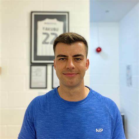 20 Effective Ways to Relieve and Prevent Back Pain Between Shoulders – AG Injury & Rehabilitation