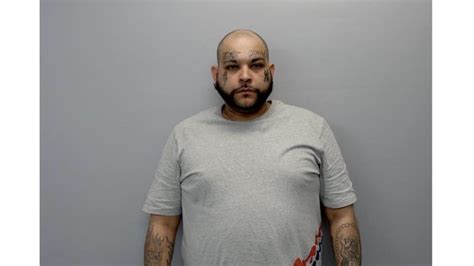 Dixon man arrested on gun charges | OurQuadCities