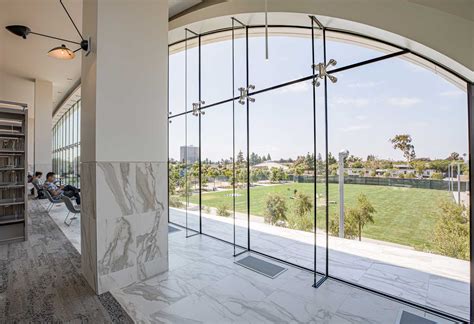 Costa Mesa Donald Dungan Library | Giroux Glass