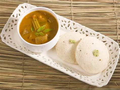 Idli Sambar Recipe, Idli Sambar Recipe: सुबह के नाश्ते में बनाएं गर्म ...