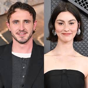 LONDON, ENGLAND - FEBRUARY 22: Gracie Abrams attends the 2026 EE BAFTA Film Awards at The Royal Fest